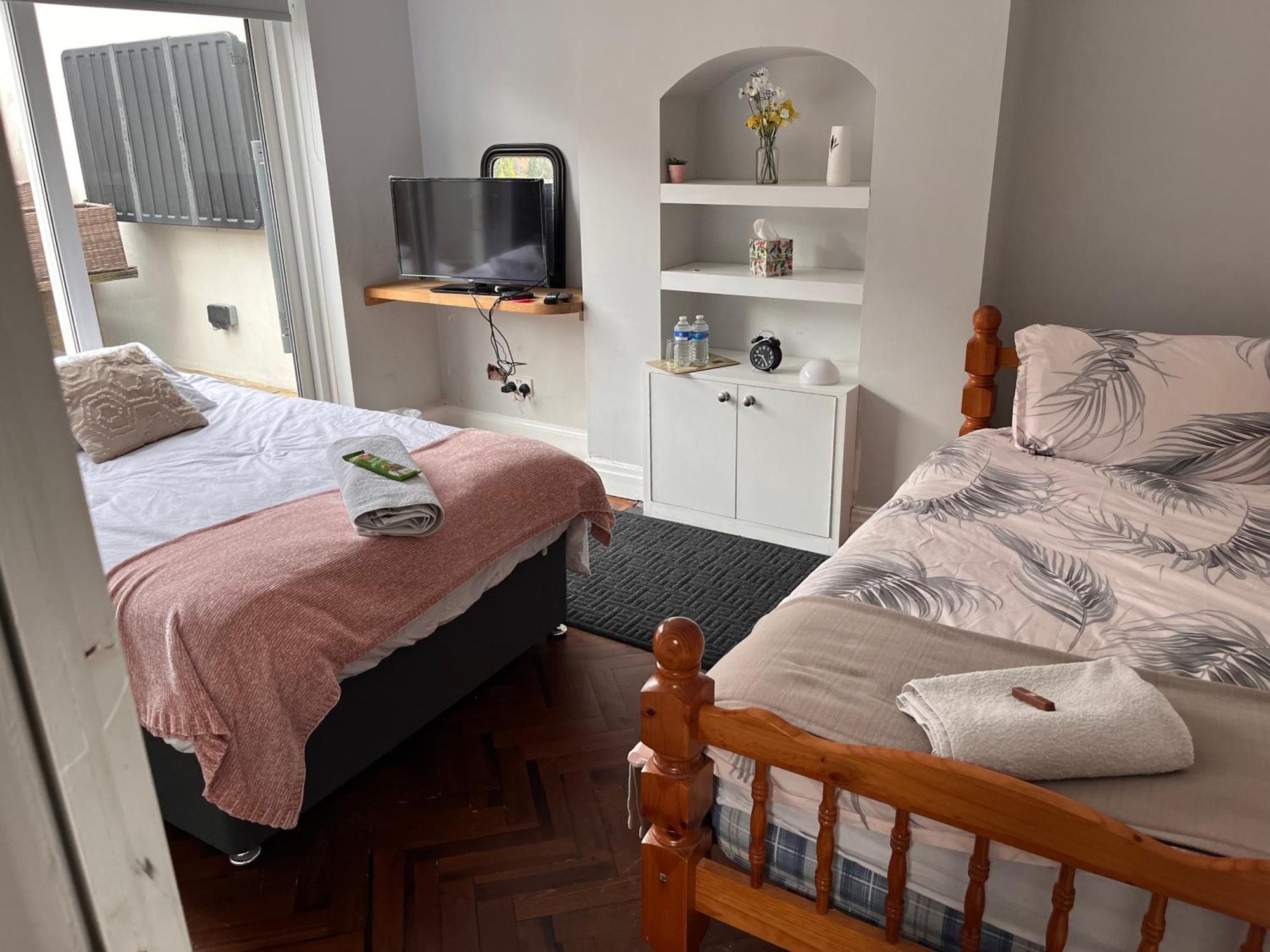 לונדון Home From Home Cosy B&B מראה חיצוני תמונה