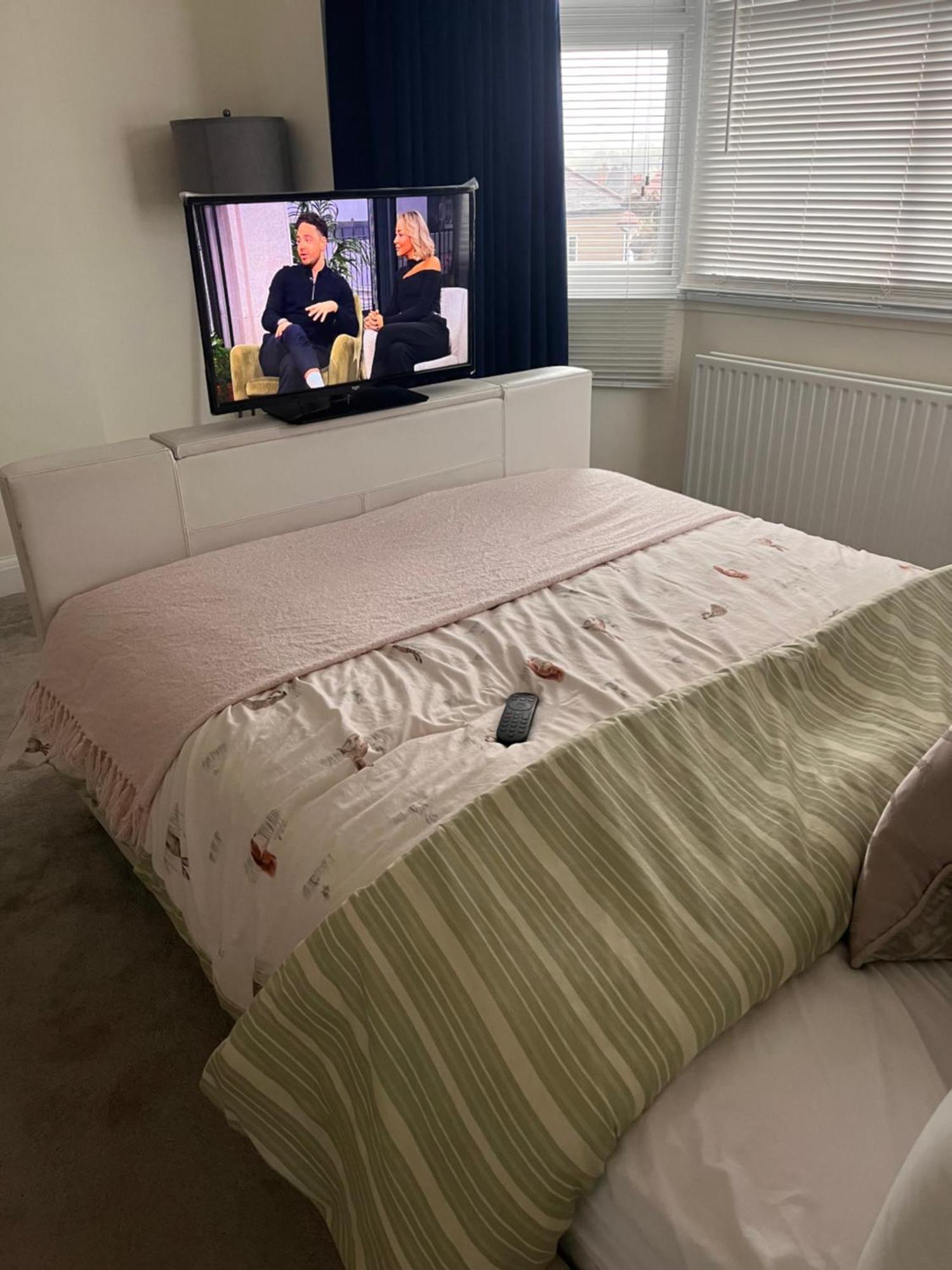 לונדון Home From Home Cosy B&B מראה חיצוני תמונה